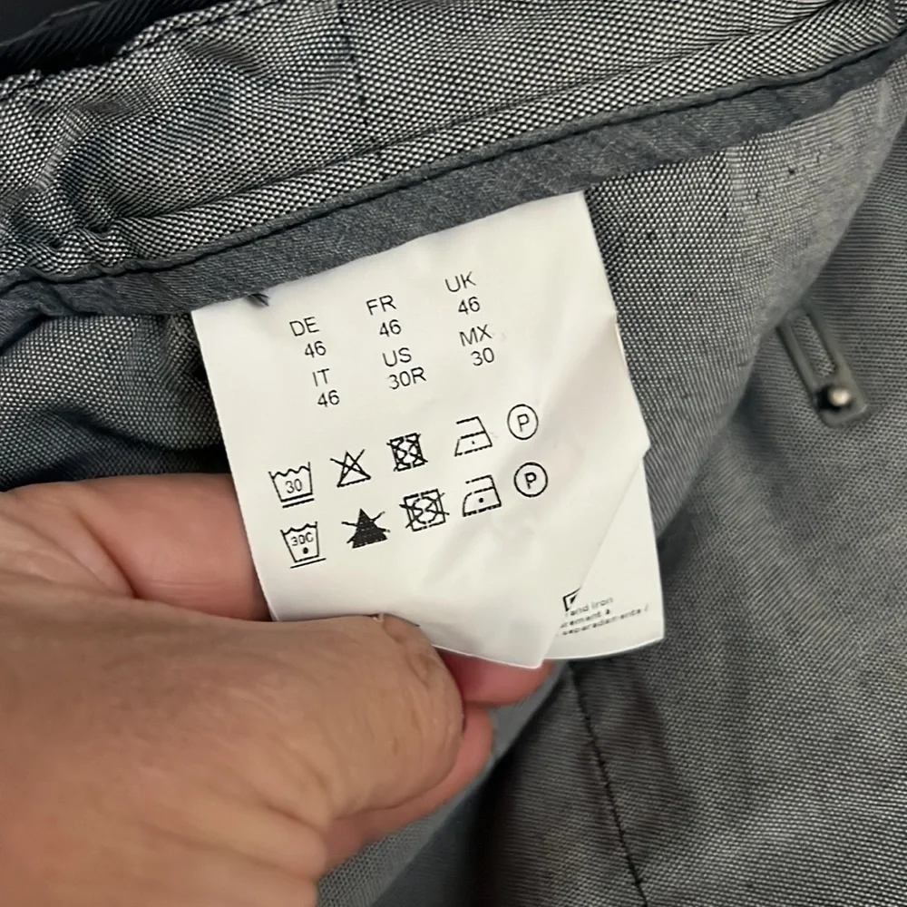 Hugo Boss - Picture 6 of 6